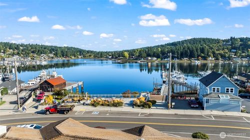 3526 Harborview Dr, Gig Harbor, WA, 98332-2128 | Card Image