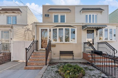 33-22 Jordan St, Flushing, NY, 11358-1933 | Card Image