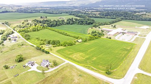 14329 Lower East Valley Road, Pikeville, TN, 37367 | Card Image