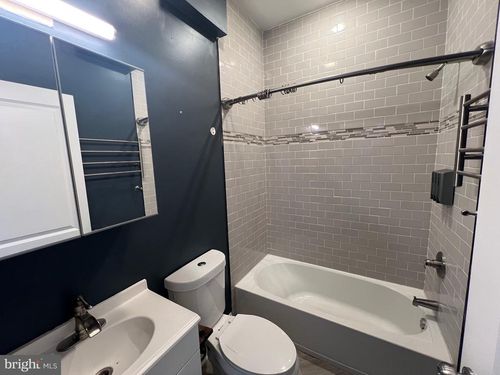 apt-2r-1829 N 33rd St, PHILADELPHIA, PA, 19121-2651 | Card Image