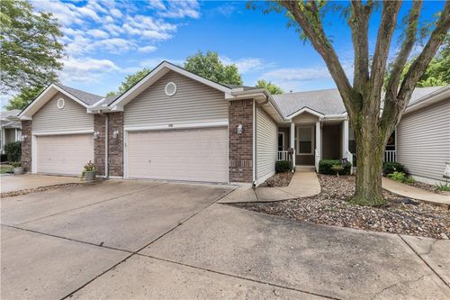 3205 Ne 63rd Ter, Gladstone, MO, 64119-1885 | Card Image