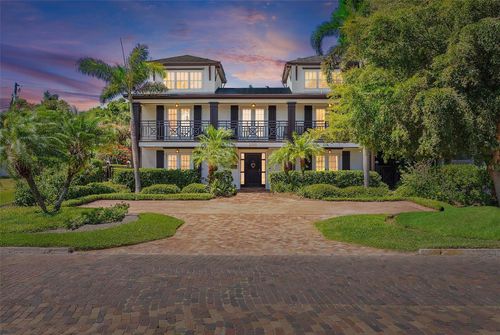 2320 Coffee Pot Blvd Ne, ST PETERSBURG, FL, 33704-3548 | Card Image