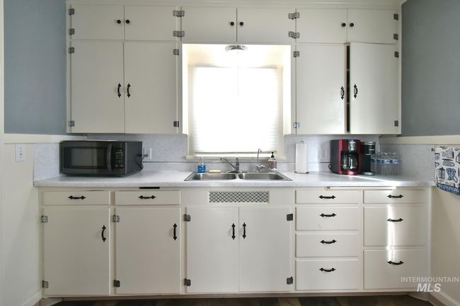 5513 Highway 95, Home with 6 bedrooms, 3 bathrooms and 6 parking in Potlatch ID | Image 10