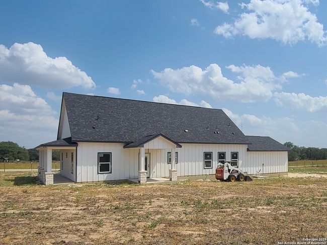 52 Peach Tree Ave, House other with 3 bedrooms, 2 bathrooms and null parking in Poteet TX | Image 23