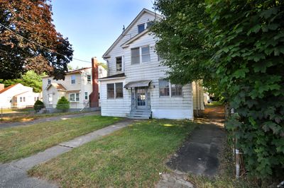 399 Tolland Street, Home with 6 bedrooms, 2 bathrooms and null parking in East Hartford CT | Image 2