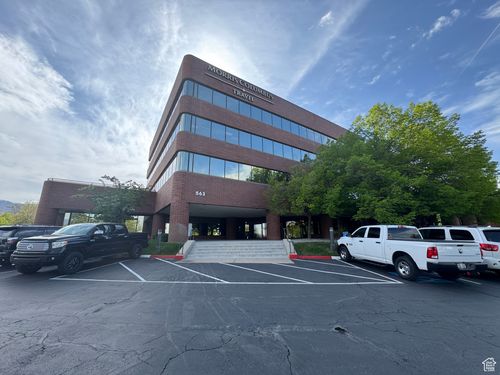 ste-220-563 W 500 S, Bountiful, UT, 84010-8289 | Card Image
