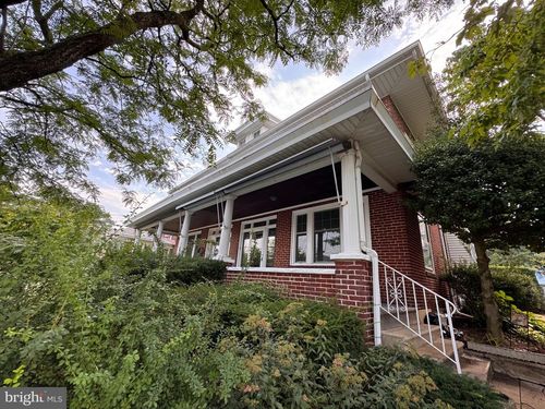 1525 N 14th St, READING, PA, 19604-1849 | Card Image