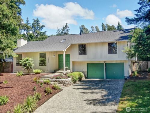 6530 W Mercer Way, Mercer Island, WA, 98040-4858 | Card Image