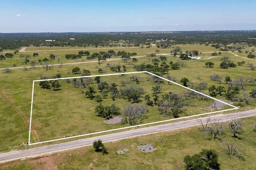 6477 S Ranch Road 783, Harper, TX, 78631-9337 | Card Image
