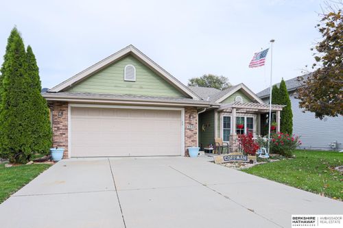 3020 11th Ave, Council Bluffs, IA, 51501-5845 | Card Image