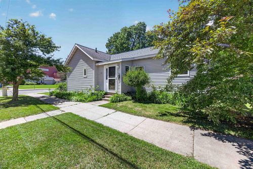1000 Wisconsin Street, Stevens Point, WI, 54481 | Card Image