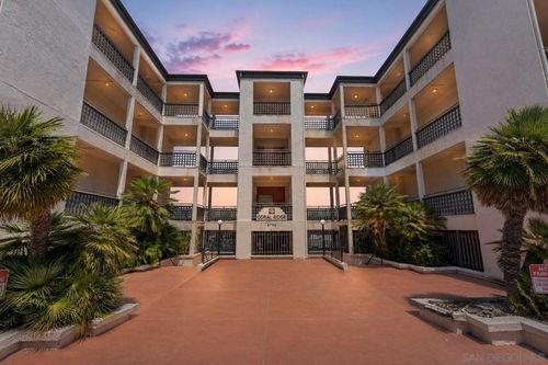 ag07-3790 Florida St, San Diego, CA, 92104-6222 | Card Image