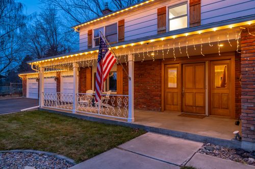 305 Salish Ct, Kalispell, MT, 59901-2543 | Card Image