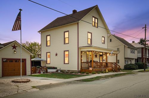 154 E Race St, Somerset, PA, 15501-2230 | Card Image