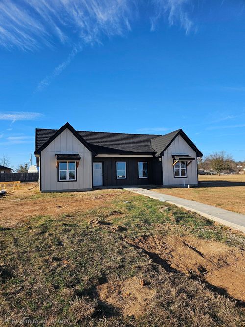 414 Poplar Ct, Hico, TX, 76457-2071 | Card Image