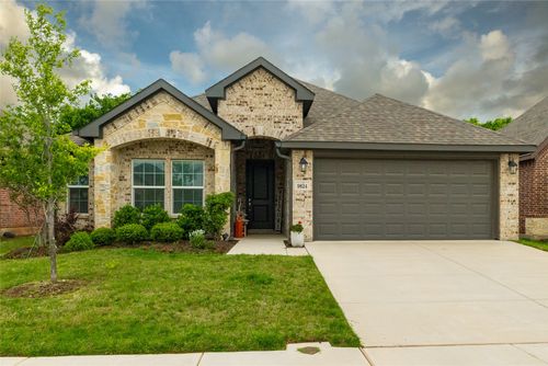 9824 Mescalbean Blvd, Crowley, TX, 76036-1219 | Card Image