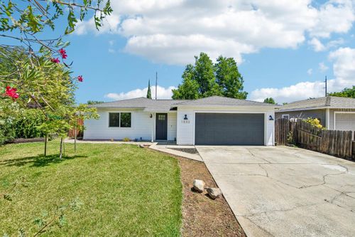 1502 Hazel Court, Lincoln, CA, 95648 | Card Image