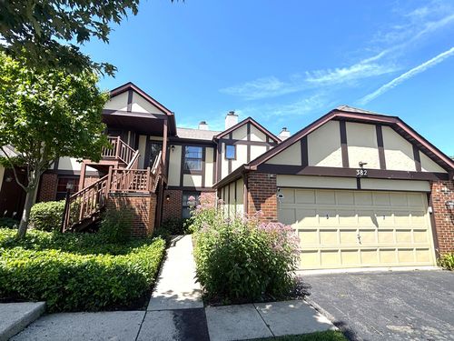 7-382 Sandhurst Cir, Glen Ellyn, IL, 60137-6671 | Card Image