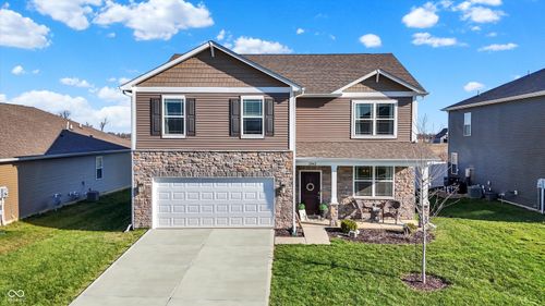 2042 Downey Ln, Greenfield, IN, 46140-6908 | Card Image