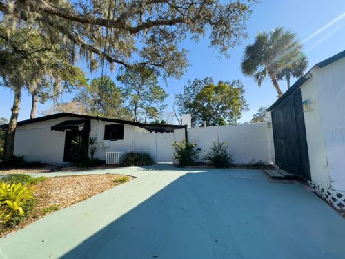 12116 N 52nd St, TEMPLE TERRACE, FL, 33617-1446 | Card Image