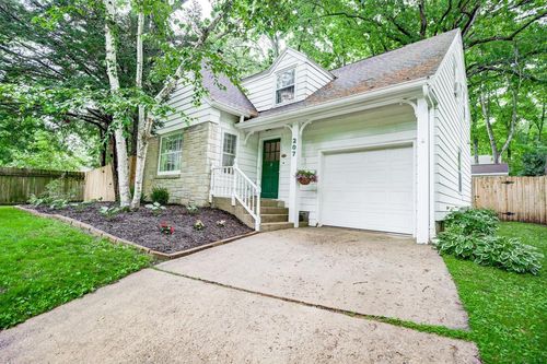 207 S Owen Dr, MADISON, WI, 53705-5036 | Card Image