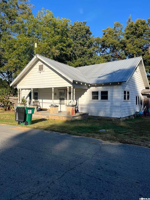 901 Monroe Street, Pangburn, AR, 72121 | Card Image