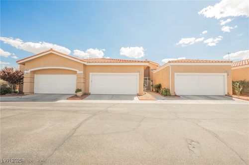 2863 Red Ct, Las Vegas, NV, 89123-6468 | Card Image