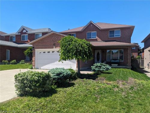 47 Republic Ave, Hamilton, ON, L9B2G6 | Card Image