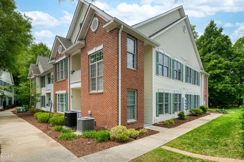 3512 Kudrow Ln, Morrisville, NC, 27560-7709 | Card Image