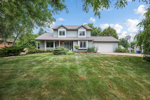 3966 Sunnyvale Dr, Deforest, WI, 53532-2747 | Card Image