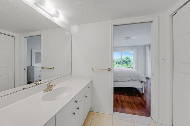APT-2101 - 5725 Greenwood Ave, Condo with 2 bedrooms, 2 bathrooms and null parking in NORTH PORT FL | Image 19