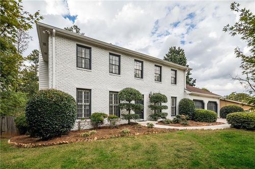 3017 Greenfield Dr, Marietta, GA, 30068-3214 | Card Image