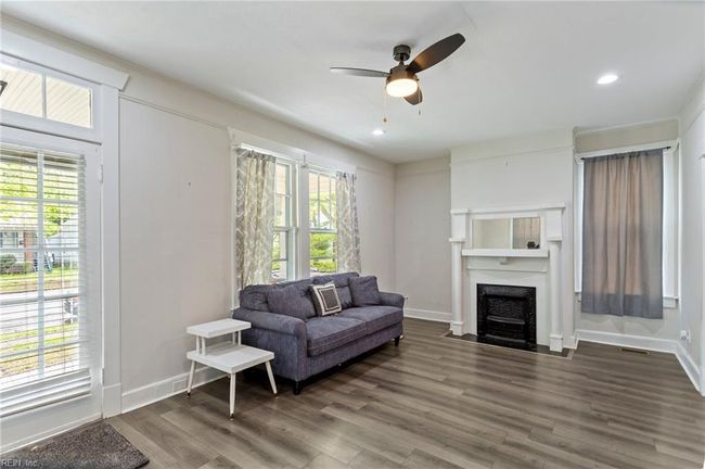 434 Mt Vernon Ave, House other with 3 bedrooms, 3 bathrooms and null parking in Portsmouth VA | Image 5