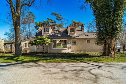 9590 Shawnee Trl, Powell, OH, 43065-5040 | Card Image