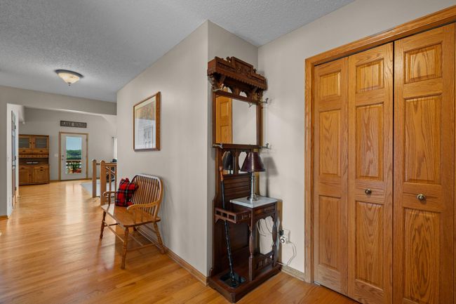 16-web-or-mls-20111-cedar-lake-trail.jpg | Image 16