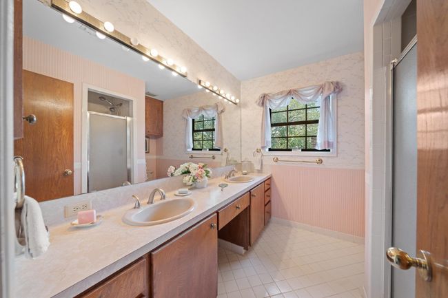 13315 N State Highway 16, Home with 3 bedrooms, 3 bathrooms and null parking in Llano TX | Image 14