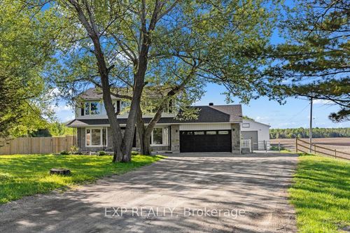 2820 Harbison Rd, Richmond, ON, K0A2Z0 | Card Image