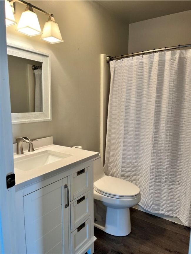 329 Stoney Hollow Rd, For Sale in Winfield Twp Zoocasa