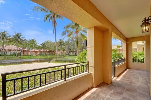 166-16135 Emerald Estates Dr, Weston, FL, 33331-6127 | Card Image