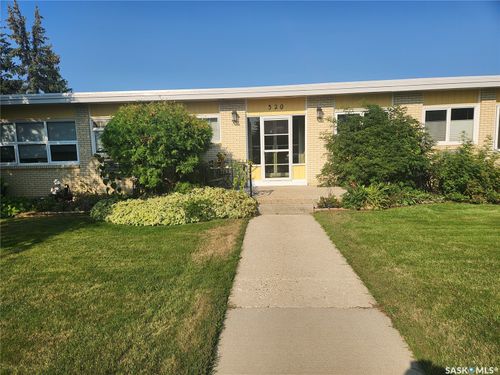 5-320 13th Avenue Ne, Swift Current, SK, S9H2V9 | Card Image