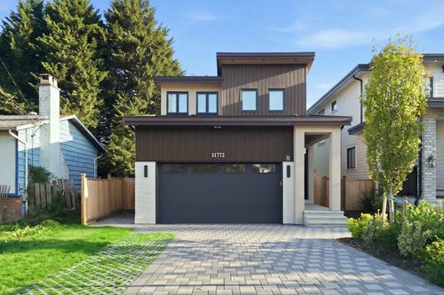 11772 92 Ave, Delta, BC, V4C3L4 | Card Image