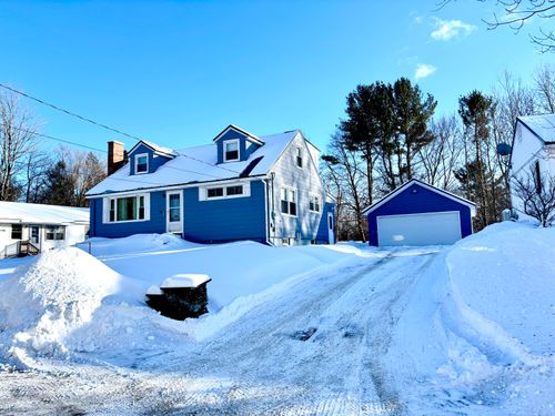 22 Colony Place, Millinocket, ME, 04462 | Card Image