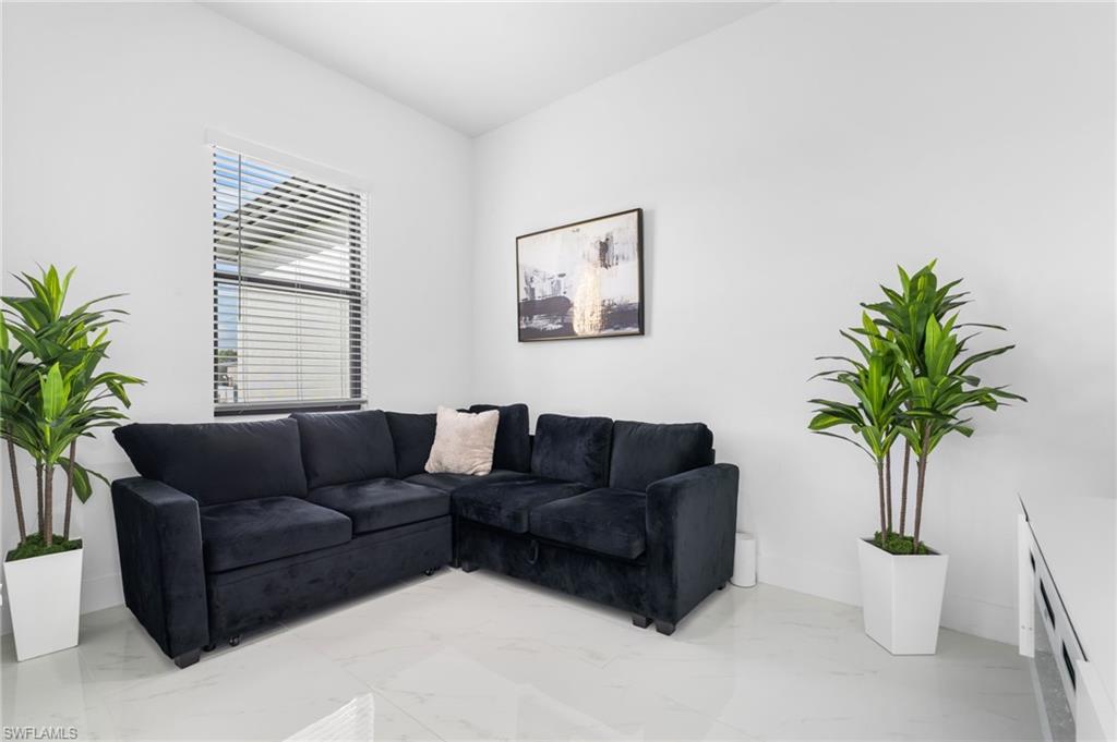 Residential Lease in LEHIGH ACRES 5