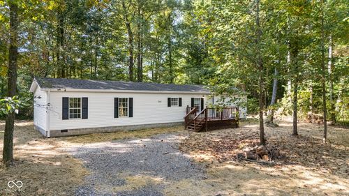 1160 Cameron Dr, Austin, IN, 47102-8278 | Card Image