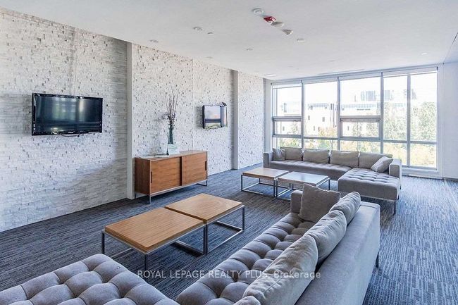 812 - 360 Square 1 Dr, Condo with 1 bedrooms, 1 bathrooms and 1 parking in Mississauga ON | Image 17