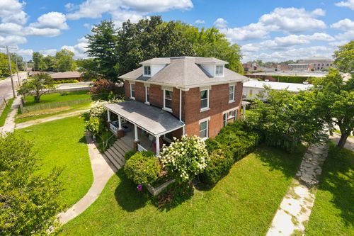 1015 Hanson St, Murphysboro, IL, 62966-2151 | Card Image