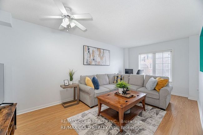 39 - 2 Clay Brick Crt, Condo with 3 bedrooms, 3 bathrooms and 1 parking in Brampton ON | Image 8