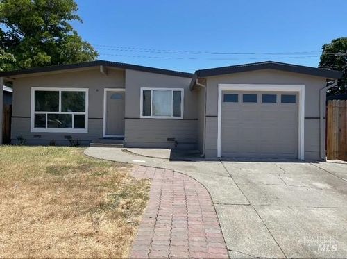 1012 Mckinley St, Fairfield, CA, 94533-5444 | Card Image