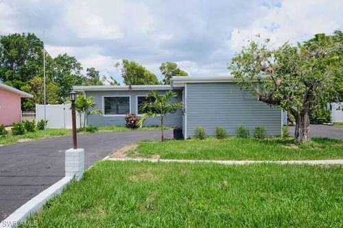 4370 Deleon St, Fort Myers, FL, 33901-8954 | Card Image