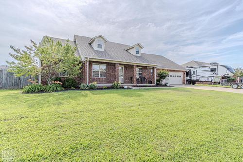 4905 S 28th St, Paragould, AR, 72450-5182 | Card Image